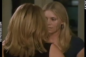 Peta Wilson clips