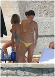 Anna Friel nude