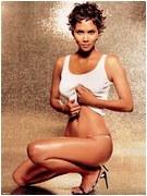 halle-berry_14015.jpg - 216 KB